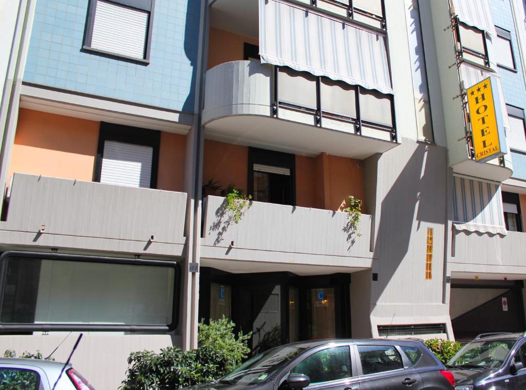 Hotel Cristal Bari Bagian luar foto